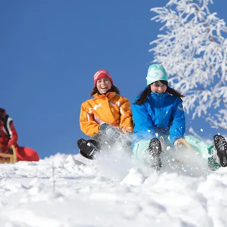 Hotel Ahorn Am Fichtelberg 3*